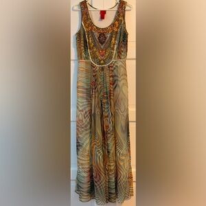 Cristina V dress. M. Beautiful detail. Maxi dress.